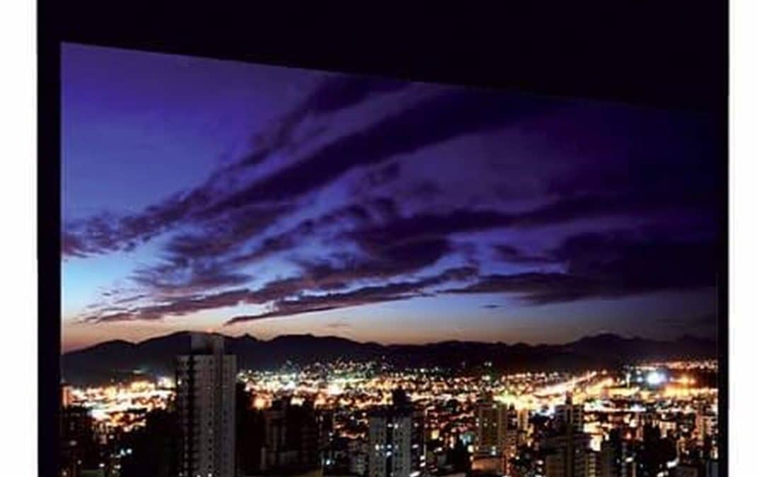 Test : écran motorisé Embassy HD 170 C