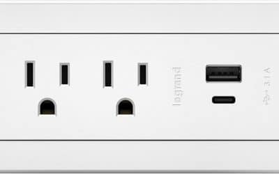 Test du centre d’alimentation Legrand Wiremold RDSZCWH blanc avec USB et interrupteur