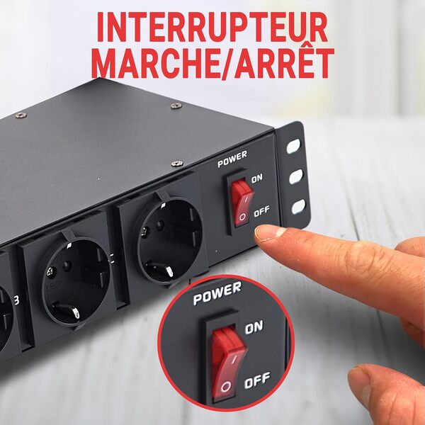 Pyle Distribuidor de Energía Rackmount 1U de 19 Salidas - Centro de Suministro y Protección Contra Sobretensiones, Interruptor de Circuito de 15 Amperios, Puerto de Carga USB Para Múltiples