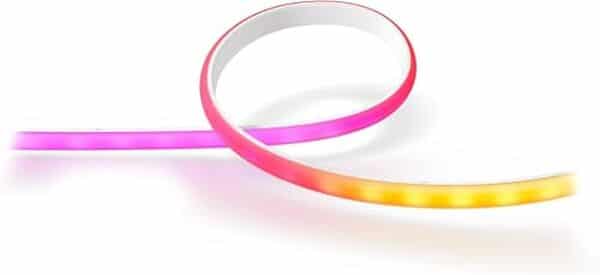 Découvrez notre test détaillé du ruban LED gradient Philips Hue White and Color 2 m: performance, installation, prix et verdict final pour ce produit haut de gamme.