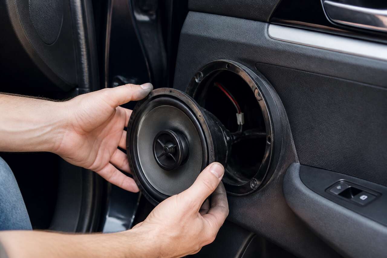Changer les haut-parleurs de voiture : guide complet